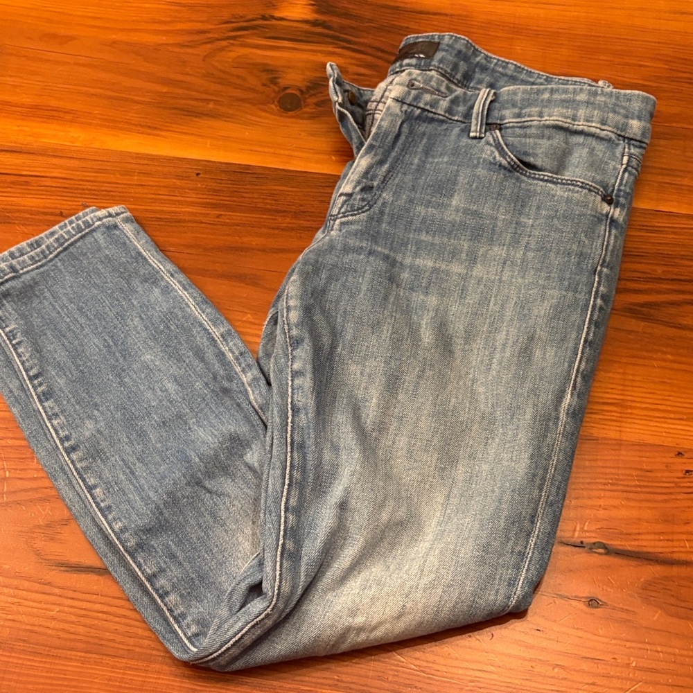 MOTHER The Looker Crop Blue Jeans